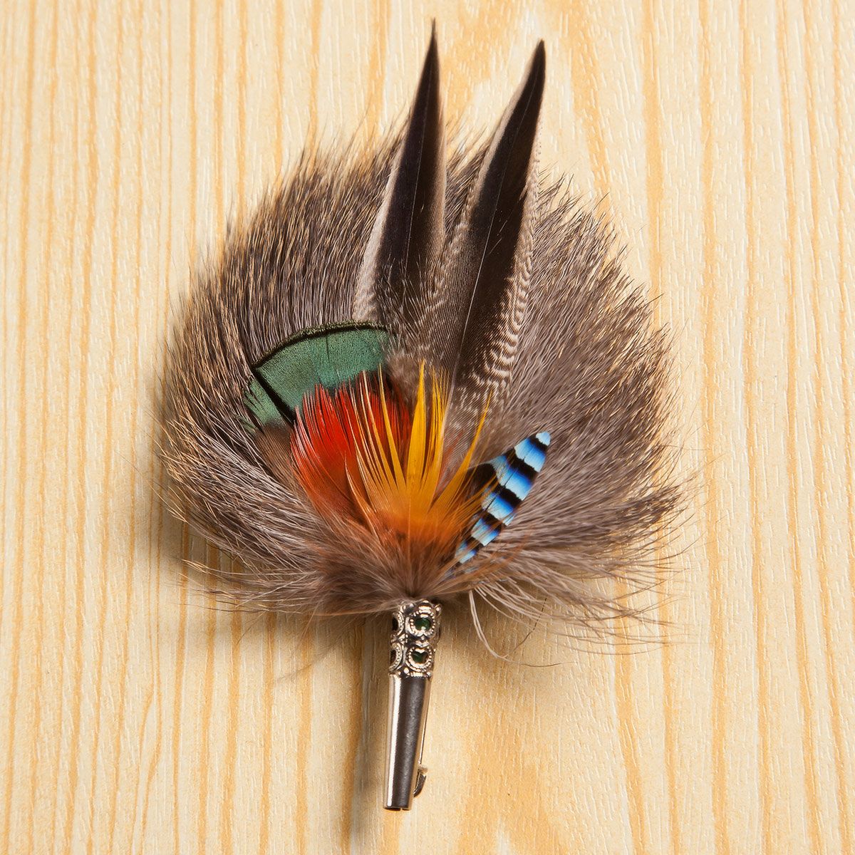 Hat feathers and feather combinations for ladies and gents Firma